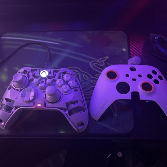 Scuf Xbox Instinct Performance Wireless Gaming Controller - Picture 8 of 9